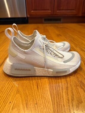 adidas Big Kids NMD Size 4